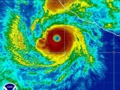 Négyes erősségű hurrikán lett a Dora